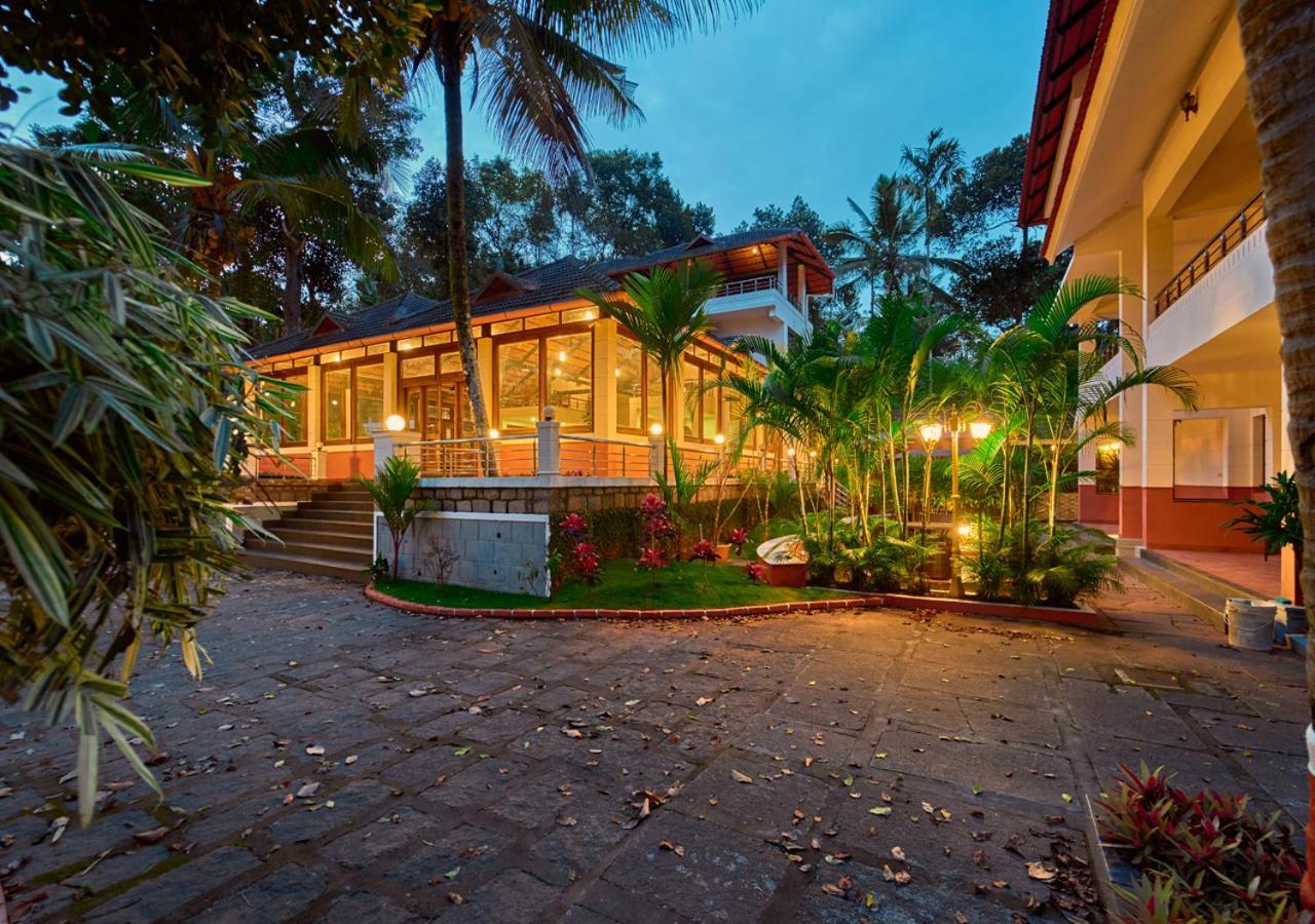 Ushasree Wayanad Heritage Premium Pool Resort By Voye Homes Ambalavayal Exterior foto